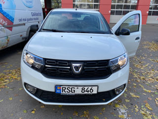 Dacia Logan foto 2