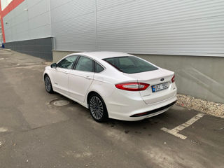 Ford Mondeo foto 4