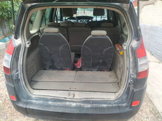 Renault Grand Scenic foto 6