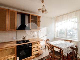 Apartament cu 3 camere, 100 m², Buiucani, Chișinău foto 5