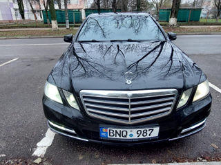 Mercedes E-Class foto 8