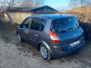 Renault Scenic foto 9