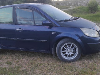 Renault Scenic foto 2