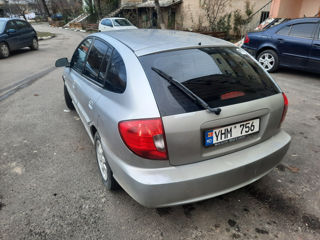 KIA Rio foto 4