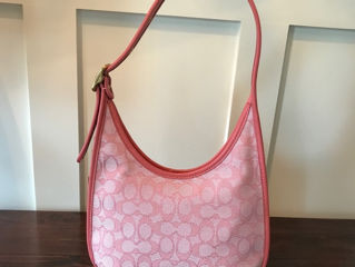 Сумка женская Coach Ergo Shoulder Bag In Signature Jacquard розовая. foto 1