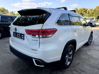 Toyota Highlander foto 4