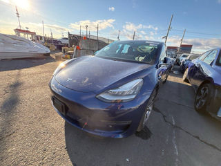 Tesla Model 3 foto 9