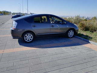 Toyota Prius foto 4