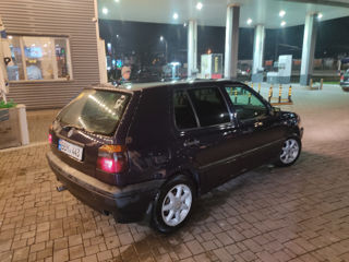 Volkswagen Golf foto 2