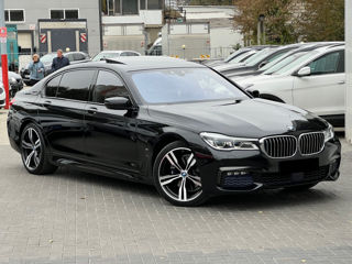 BMW 7 Series foto 4