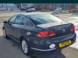 Volkswagen Passat foto 4