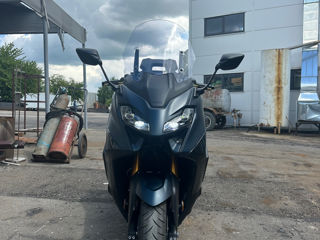 Yamaha Tmax 560 Tech Max 
Quad lock 
BCD
Top case 35L in culoare original 
Tara de origine Germania , MUNICH  foto 0