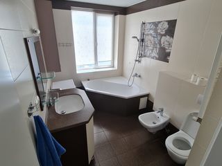 Apartament cu 4 camere, 130 m², Ciocana, Chișinău foto 10