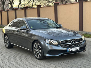 Mercedes E-Class foto 2