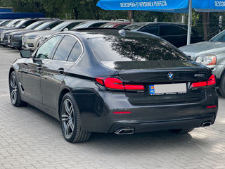 BMW 5 Series foto 5