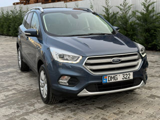 Ford Kuga foto 8