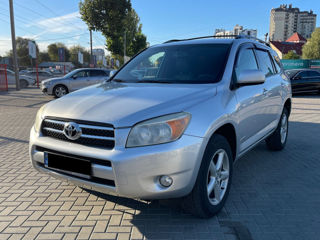 Toyota Rav 4 foto 2