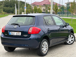 Toyota Auris foto 4