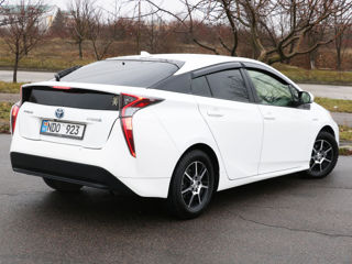 Toyota Prius foto 4