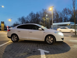 Renault Fluence foto 3