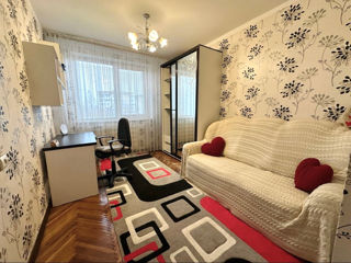 Apartament cu 3 camere, 77 m², Botanica, Chișinău foto 4