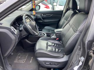 Nissan Rogue foto 6