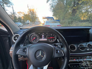 Mercedes E-Class foto 8