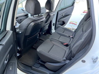 Renault Grand Scenic foto 14