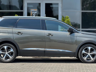 Peugeot 5008 foto 8