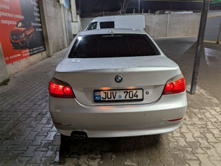 BMW 5 Series foto 7