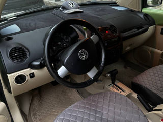 Volkswagen New Beetle foto 5