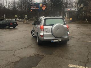 Toyota Rav 4 foto 4