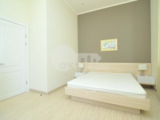 Apartament de lux cu 3 camere, Centru, str. Columna, 1450 € ! foto 5