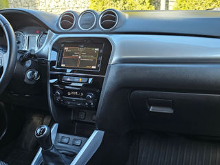 Suzuki Vitara foto 1