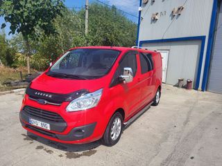 Ford Transit custom foto 2