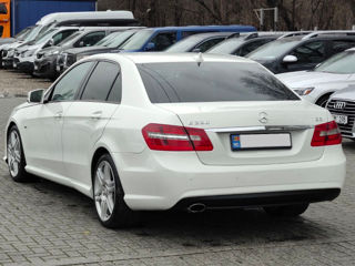 Mercedes E-Class foto 5