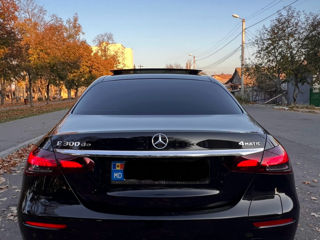 Mercedes E-Class foto 9