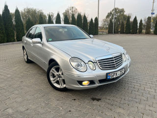 Mercedes E-Class foto 8