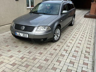 Volkswagen Passat foto 3