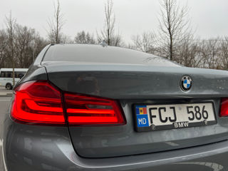 BMW 5 Series foto 9