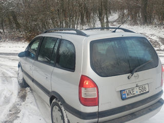 Opel Zafira foto 5