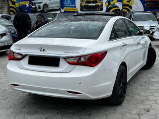 Hyundai Sonata foto 5