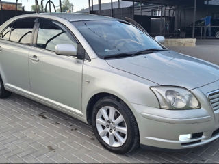 Toyota Avensis foto 7