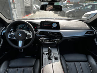 BMW 5 Series foto 10