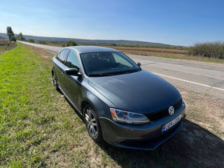 Volkswagen Jetta foto 4