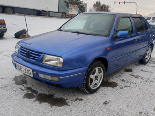 Volkswagen Vento foto 7