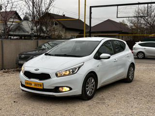 KIA Ceed foto 4