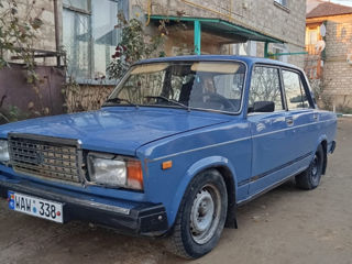 Lada / ВАЗ 2107 foto 2