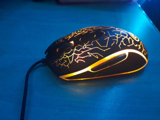 Gaming mouse cu 7 culori