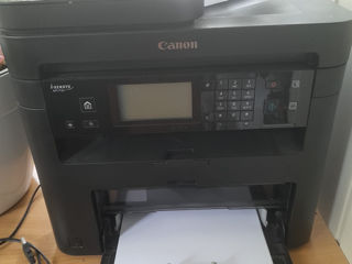 Принтер в отличном состоянии + 1 картридж